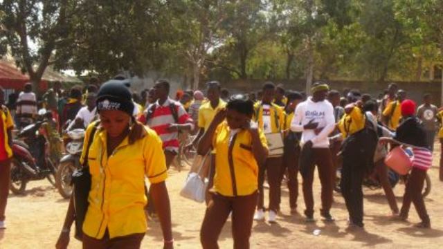 Des élèves du Lycée privé la Cour du Savoir au quartier Kourritenga de Ouagadougou.